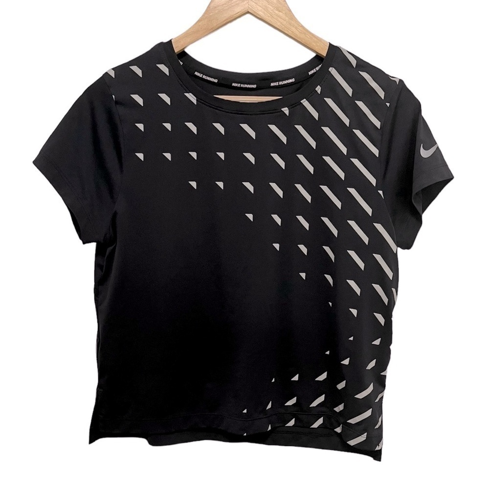 NIKE DRI-FIT Running Reflective Short Sleeve Shirt Size Small